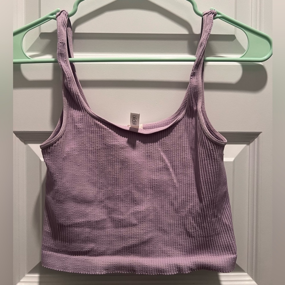Purple workout tank top